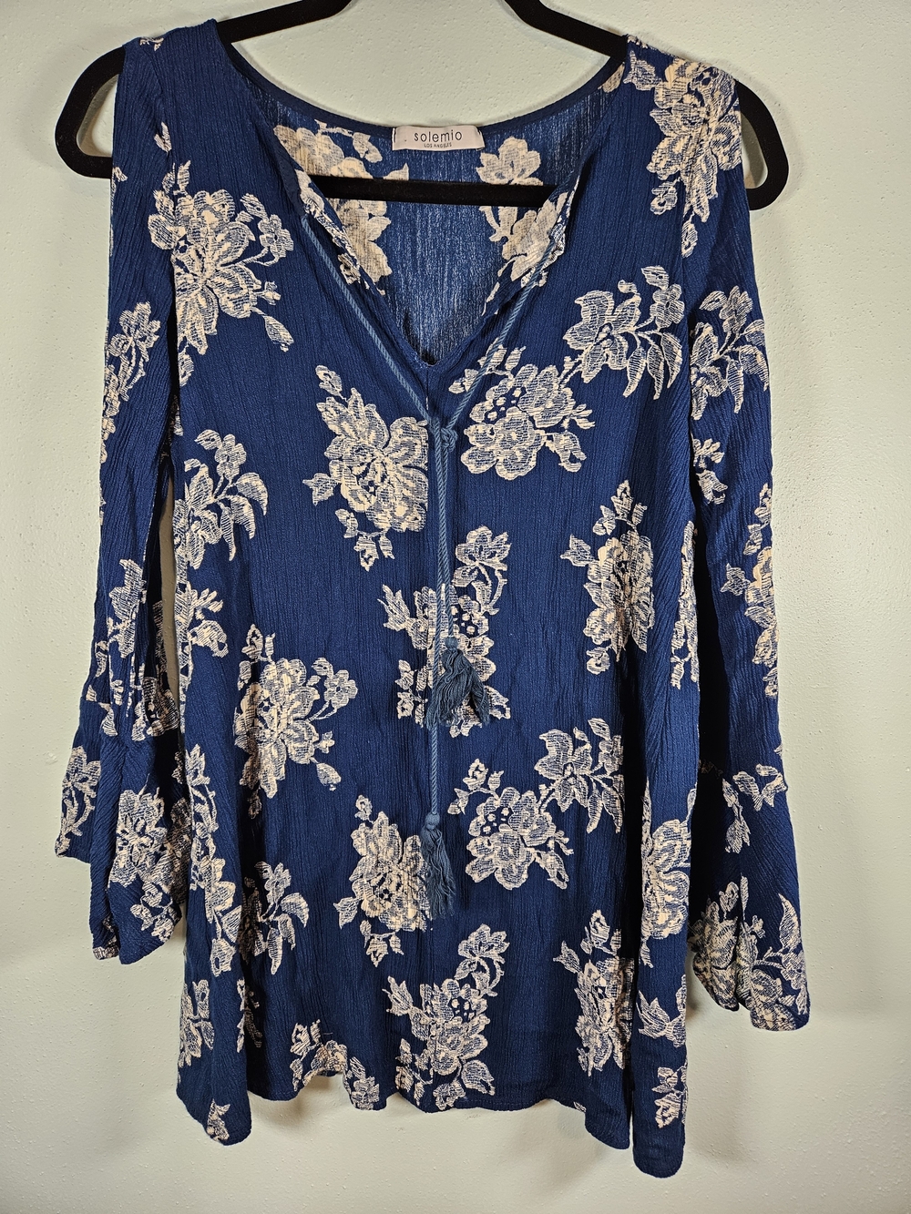 Solemio Blue Floral V-Neck Tassel Tunic
